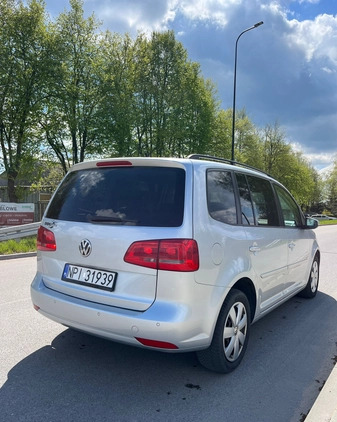 Volkswagen Touran cena 34900 przebieg: 209000, rok produkcji 2012 z Pisz małe 121